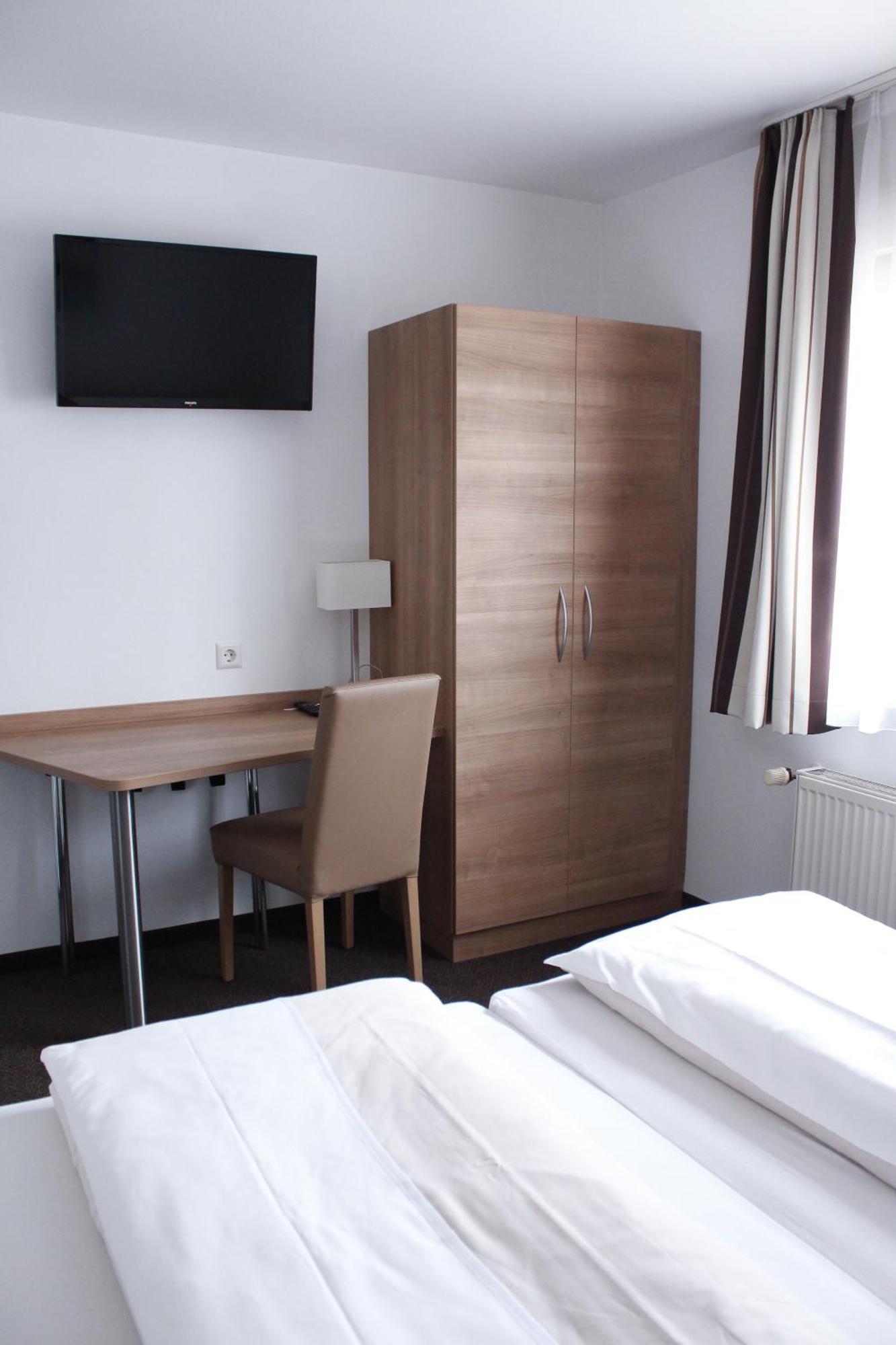 Pension Mavi Steinmauern Extérieur photo